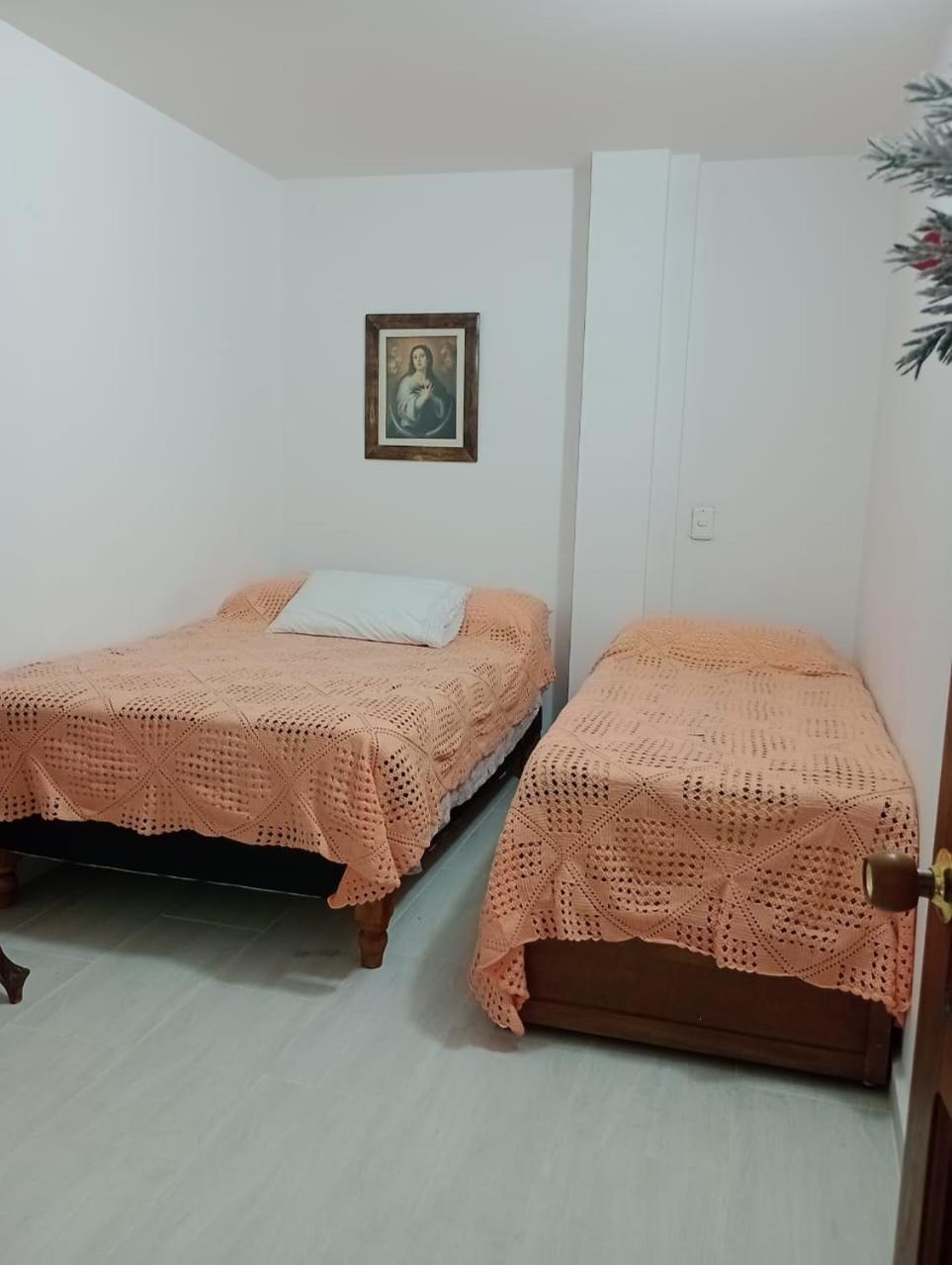 Hostal Famihotel Fundadores Jardín Dış mekan fotoğraf