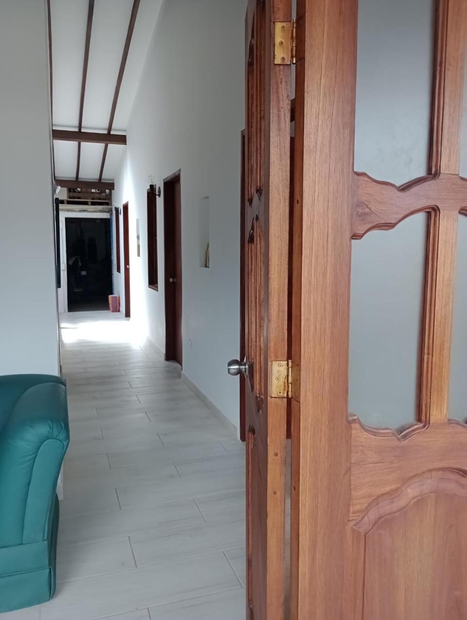 Hostal Famihotel Fundadores Jardín Dış mekan fotoğraf