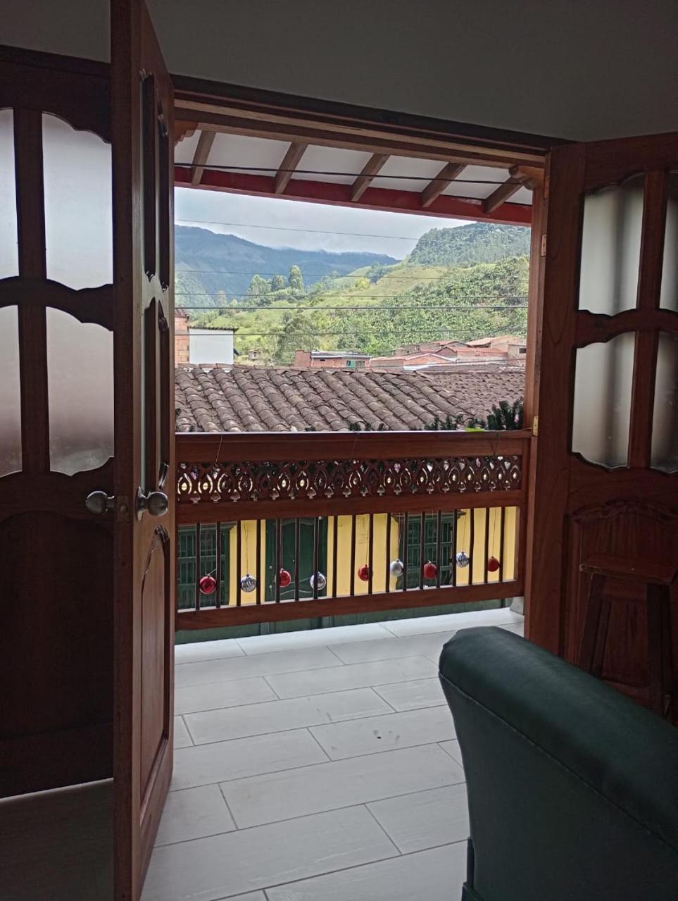 Hostal Famihotel Fundadores Jardín Dış mekan fotoğraf