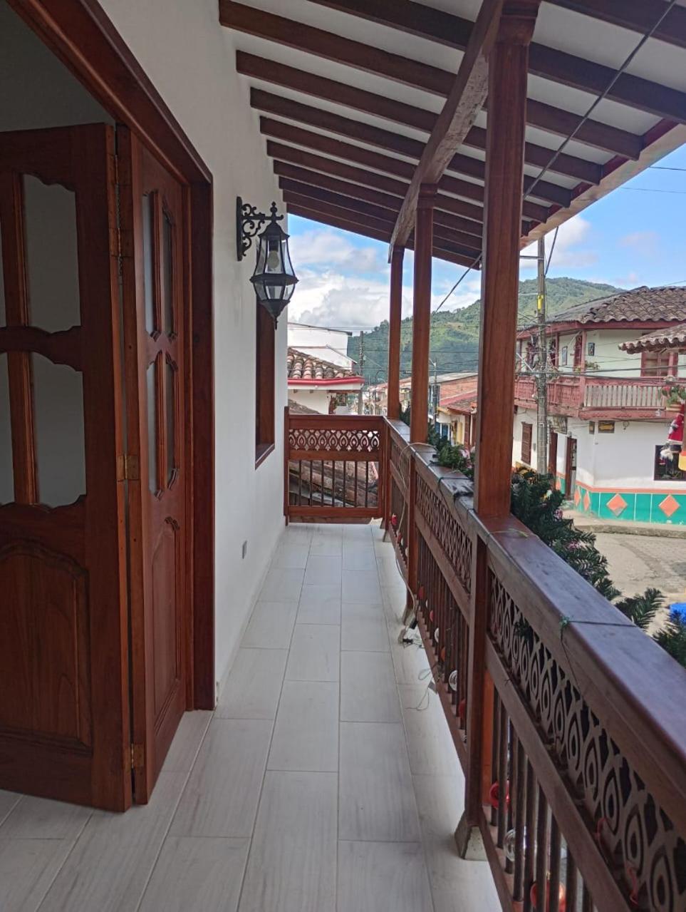 Hostal Famihotel Fundadores Jardín Dış mekan fotoğraf